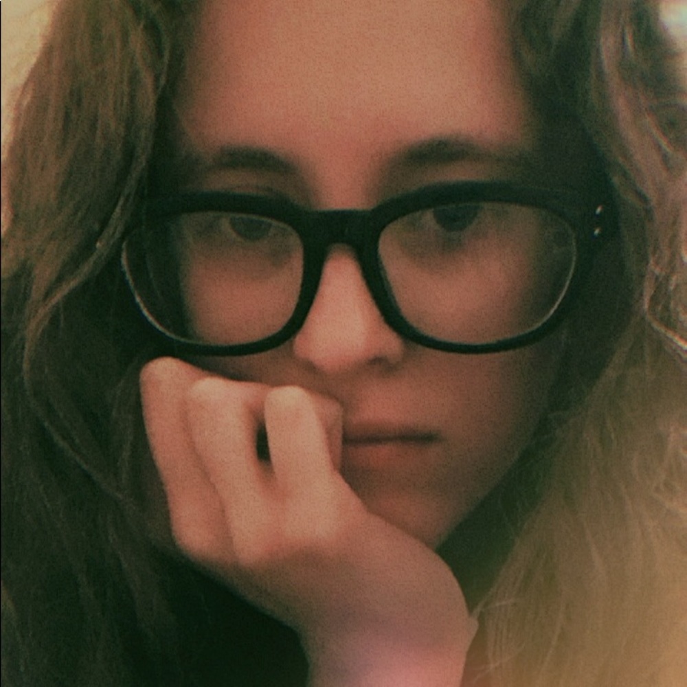 Meet your Posher, Anastacia